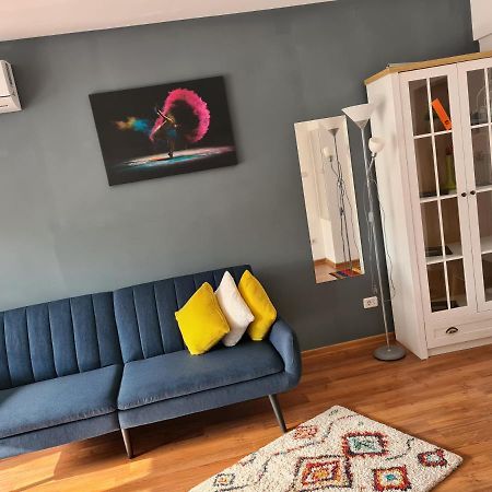 Mall Luxury Apartments Bacău Esterno foto