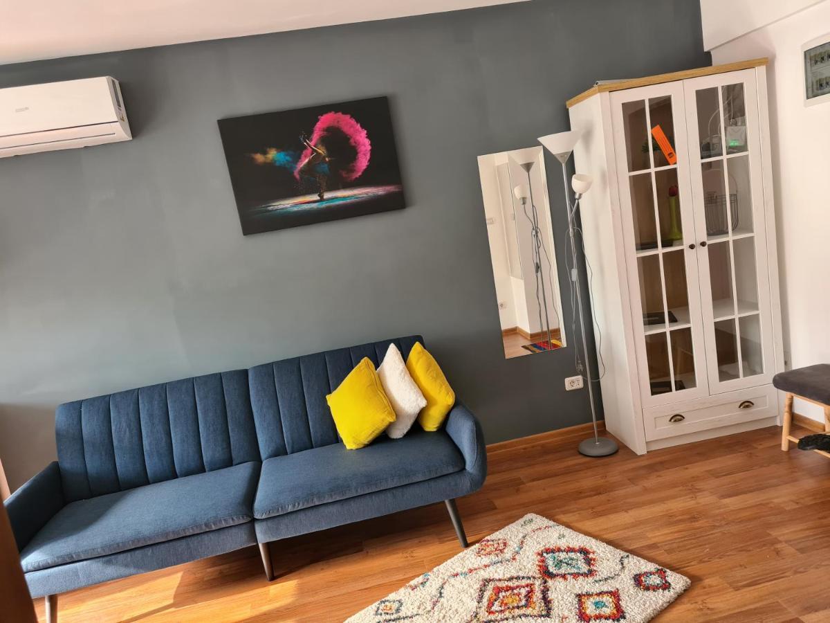 Mall Luxury Apartments Bacău Esterno foto