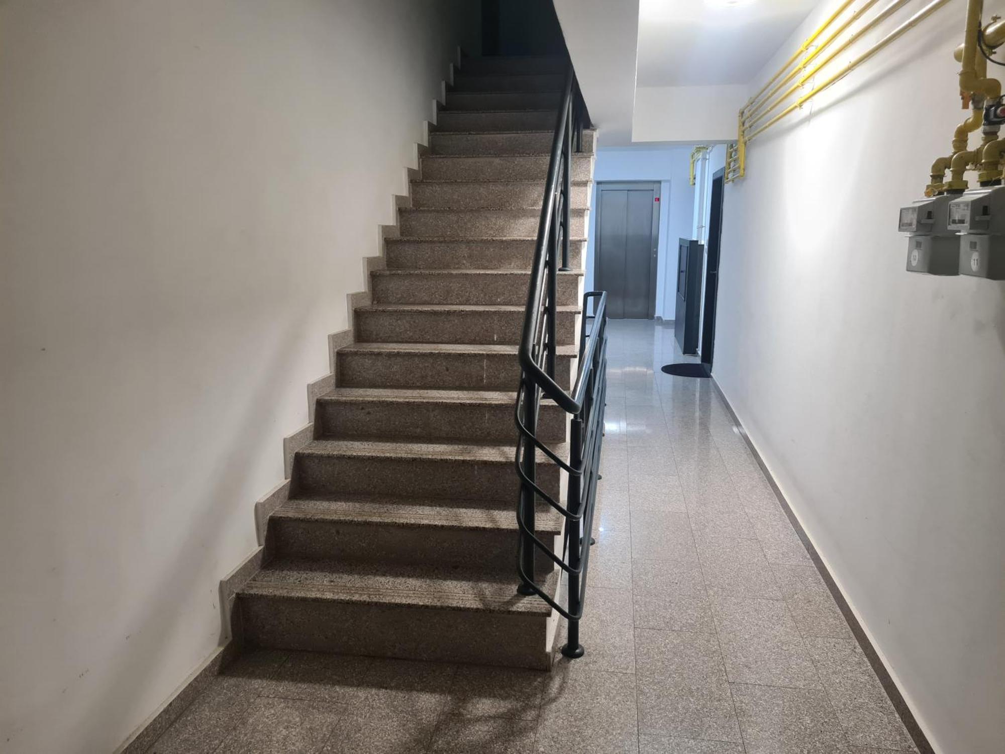 Mall Luxury Apartments Bacău Esterno foto
