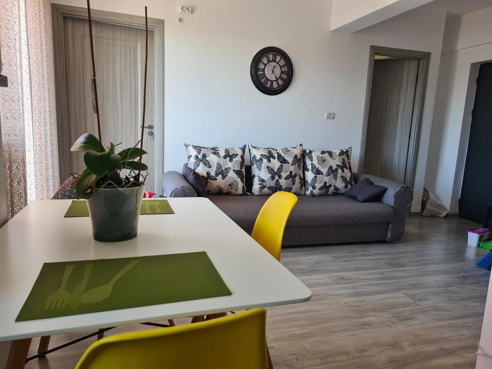 Mall Luxury Apartments Bacău Esterno foto