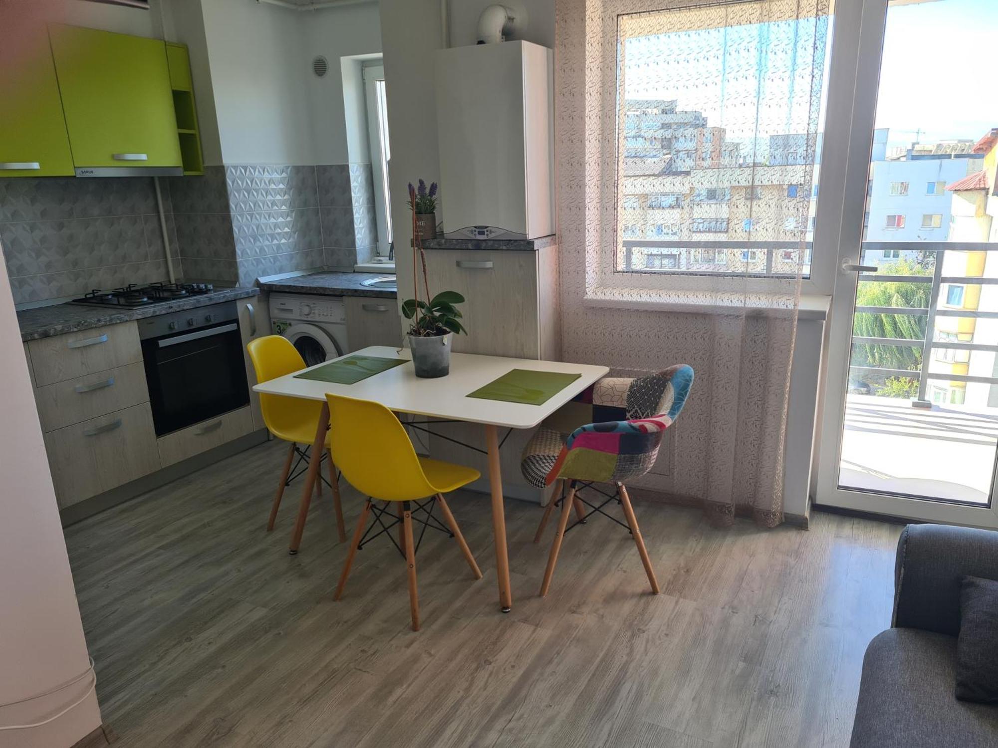 Mall Luxury Apartments Bacău Esterno foto